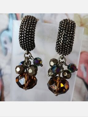 Root Beer Chestnut Brown Aurora Borealis Glass Gold Tone Clip Vintage Earrings